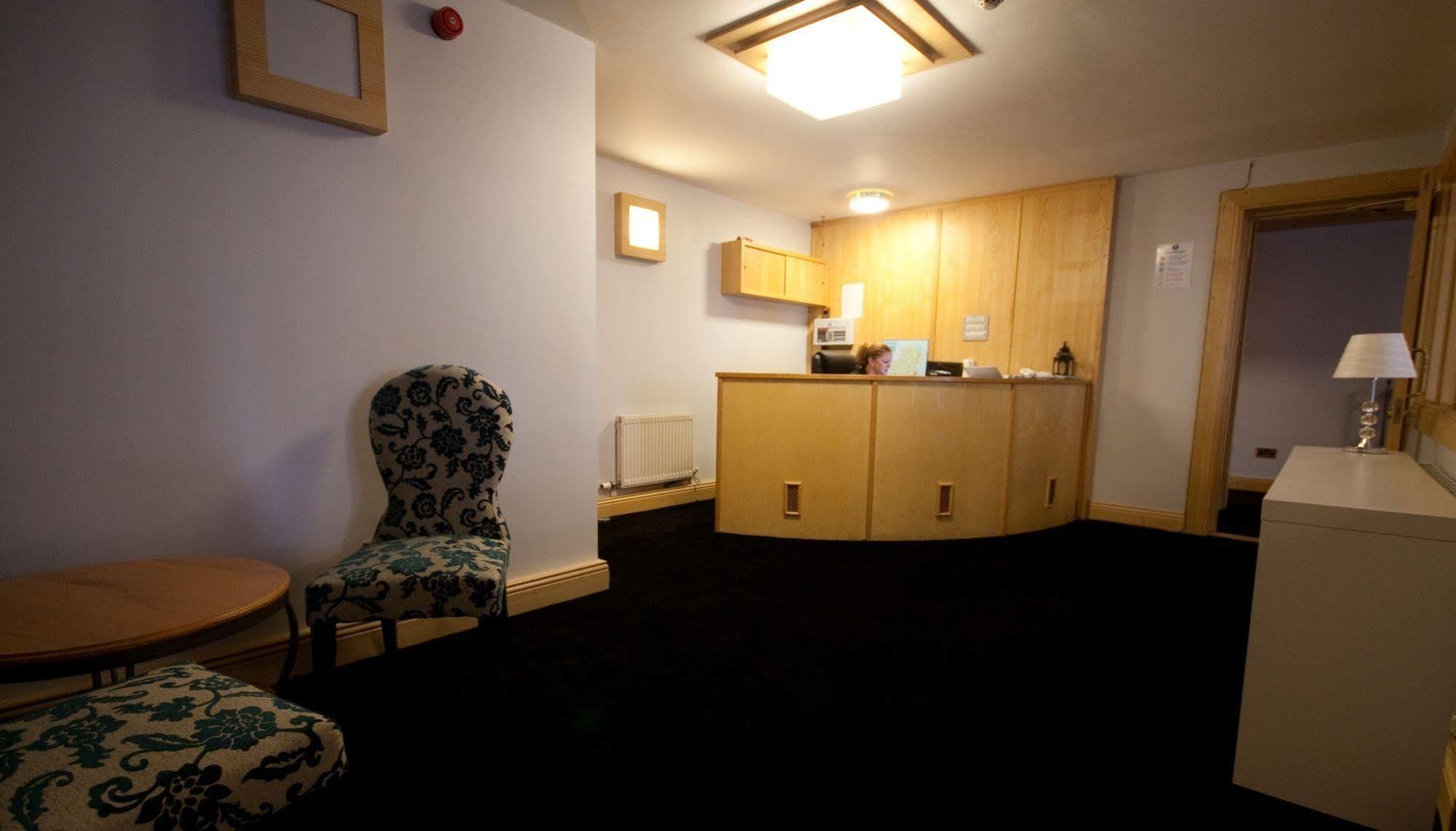 לינה וארוחת בוקר סוורדס Dublin Airport Manor By Thekeycollections מראה חיצוני תמונה