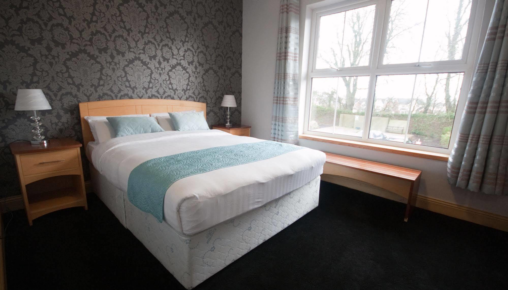 לינה וארוחת בוקר סוורדס Dublin Airport Manor By Thekeycollections מראה חיצוני תמונה