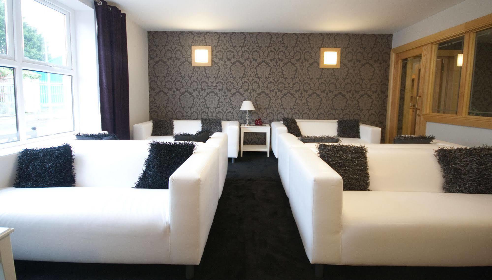 לינה וארוחת בוקר סוורדס Dublin Airport Manor By Thekeycollections מראה חיצוני תמונה